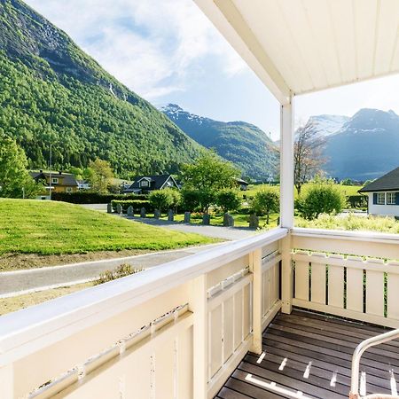 Hotel Loenfjord Лоен Экстерьер фото