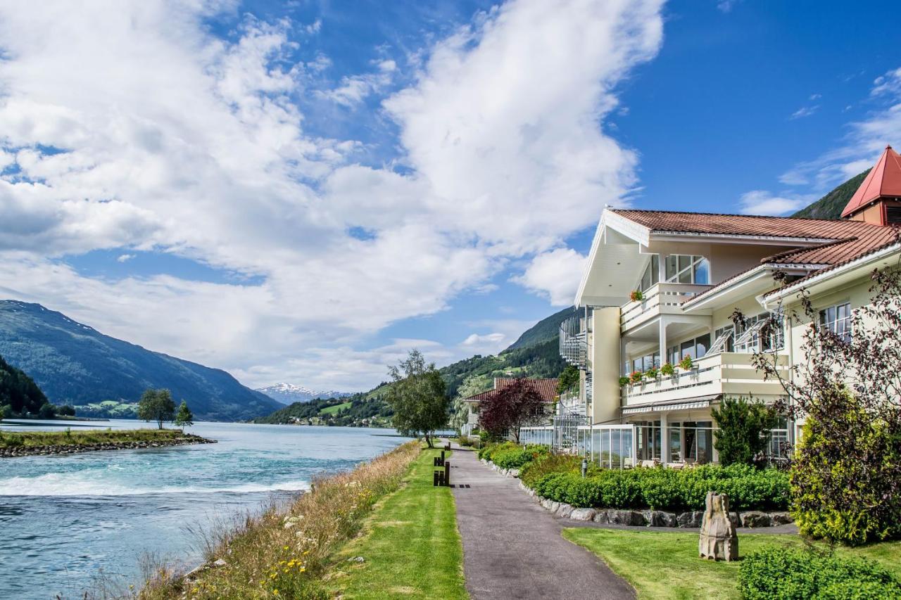Hotel Loenfjord Лоен Экстерьер фото